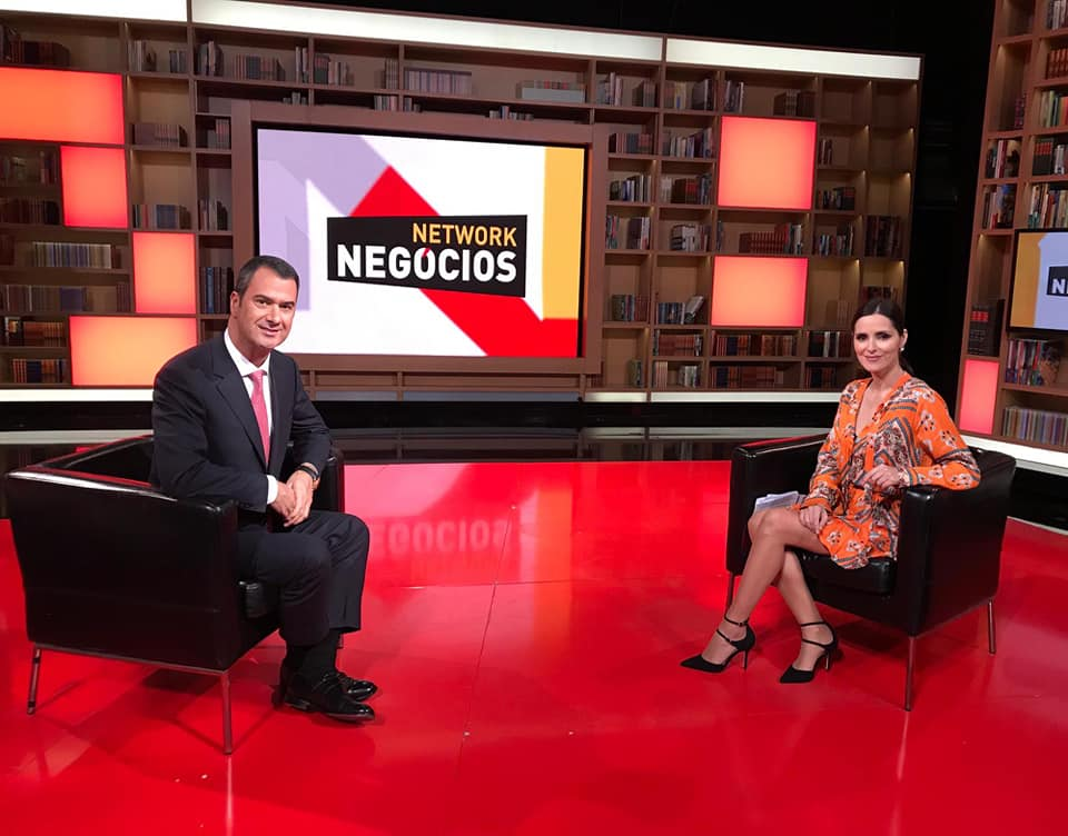 DECISÕES-E-SOLUCÕES